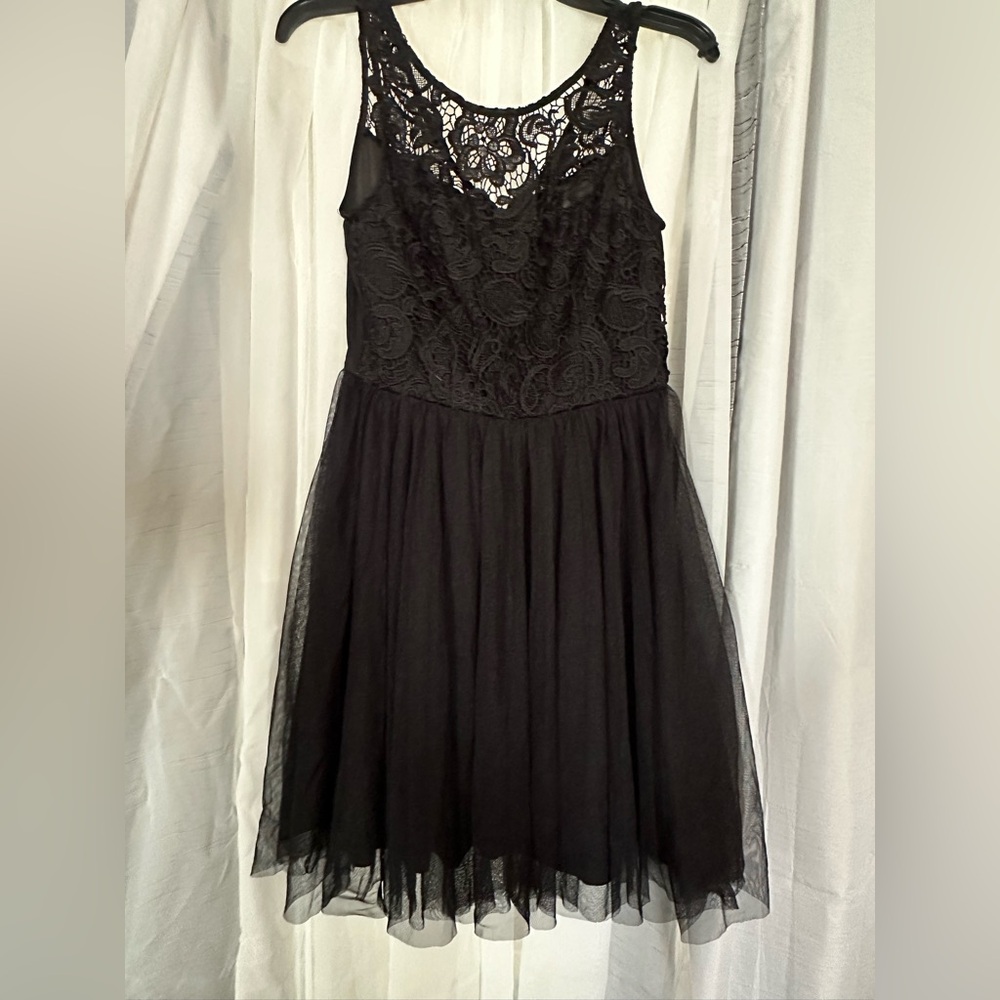 Forever 21 Black Lace Dress